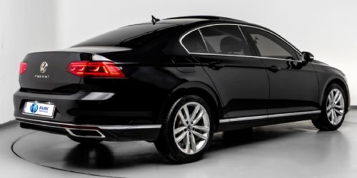 Business Sedan