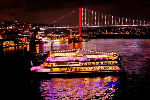 Bosphorus Dinner Cruise & Turkish Night Show (With Alcohol)